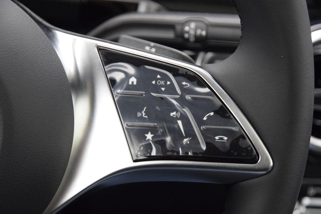 2026 Mercedes-BENZ GLA — миниатюра 25