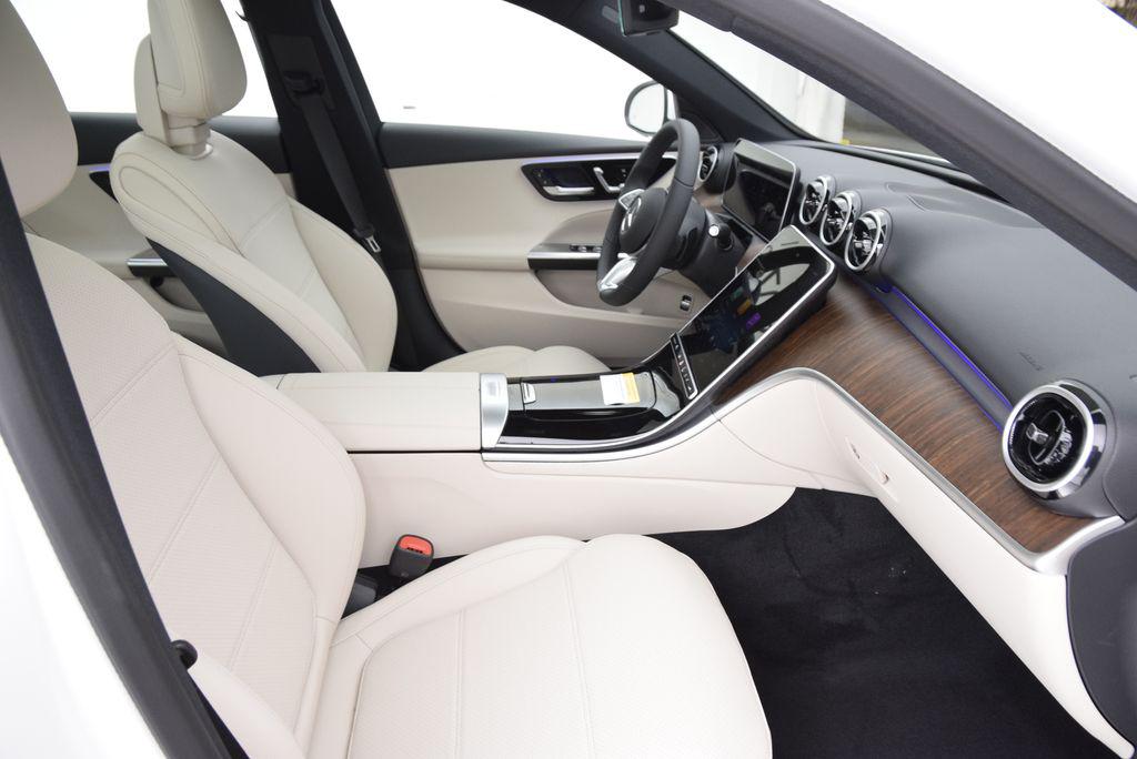 2026 Mercedes-BENZ C-CLASS 缩略图 16