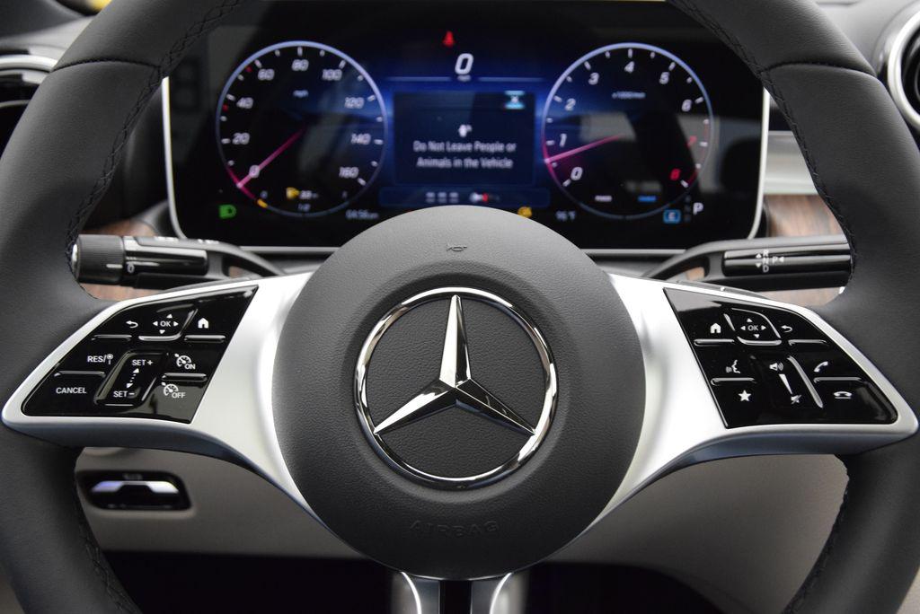2026 Mercedes-BENZ C-CLASS 缩略图 23