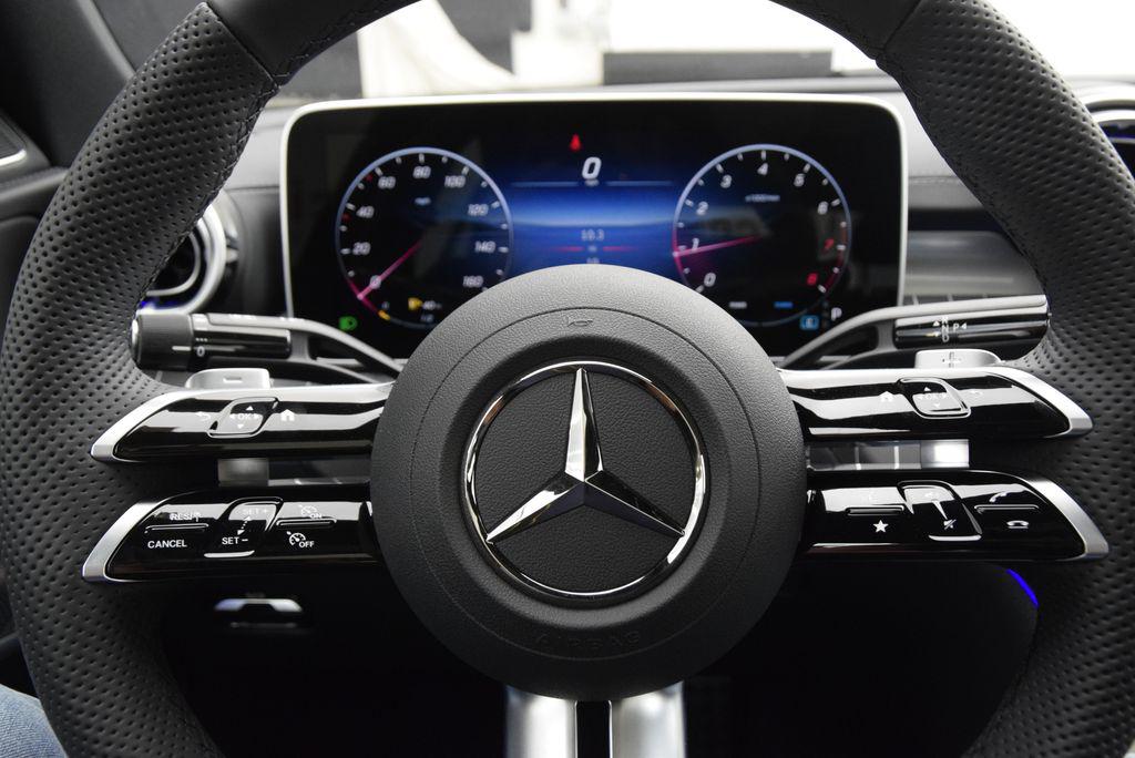 2026 Mercedes-BENZ C-CLASS 缩略图 23