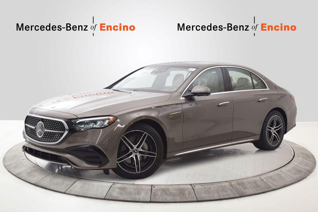2026 Mercedes-BENZ E-CLASS photo 1