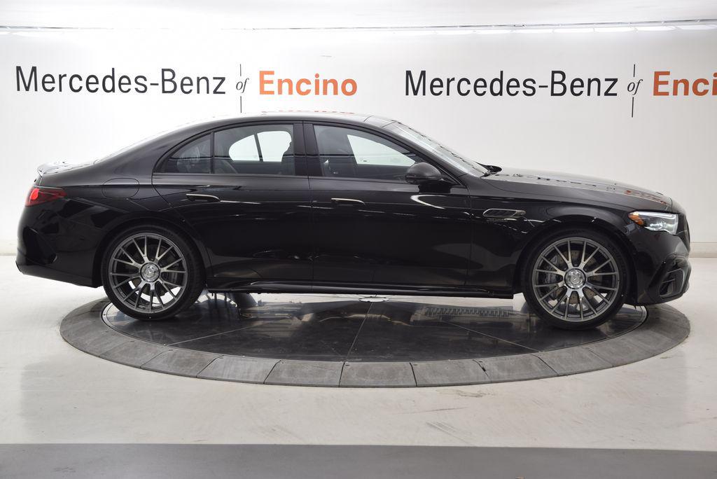 2026 Mercedes-BENZ AMG E 53 E 4MATIC+ 照片 7