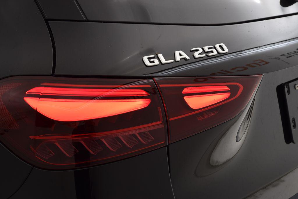 2026 Mercedes-BENZ GLA 缩略图 13
