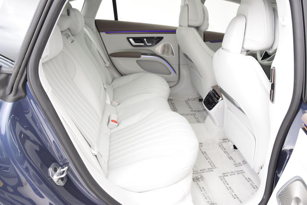 2026 Mercedes-BENZ EQS 缩略图 19