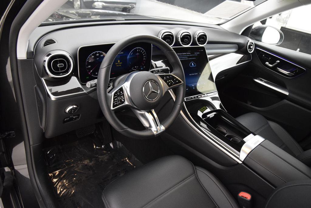 صورة مصغرة 19 لـ 2025 Mercedes-BENZ GLC