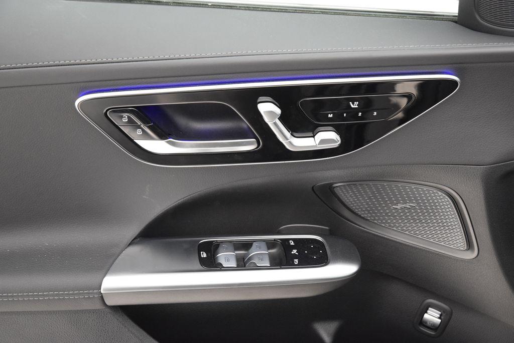 2026 Mercedes-BENZ C-CLASS thumbnail 21