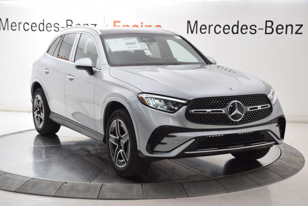 2026 Mercedes-BENZ GLC — фото 8