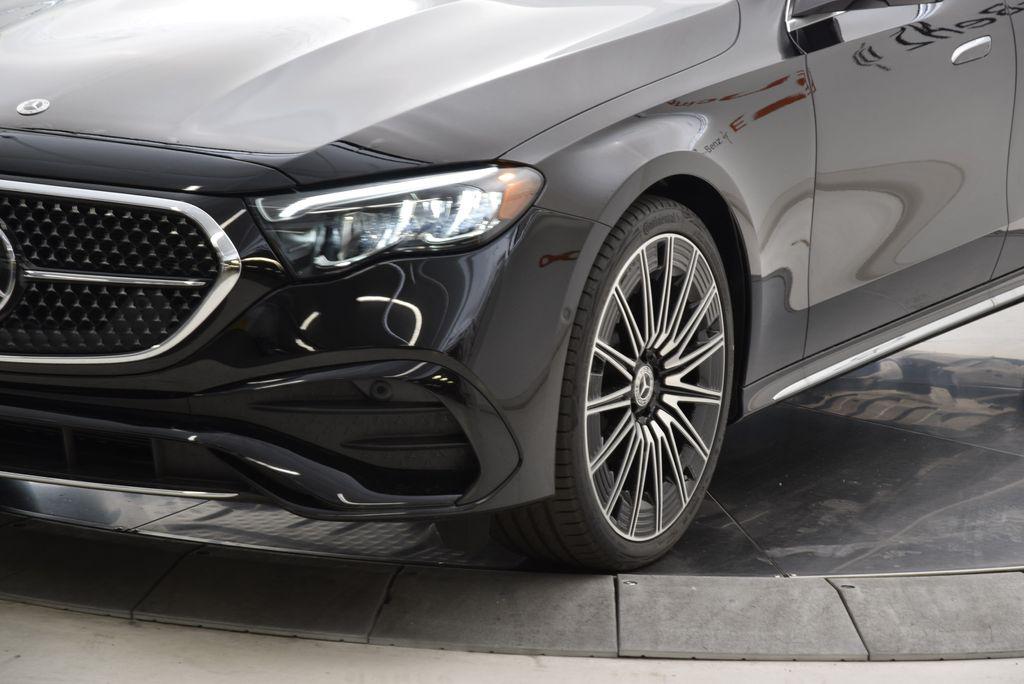 صورة مصغرة 11 لـ 2026 Mercedes-BENZ E-CLASS