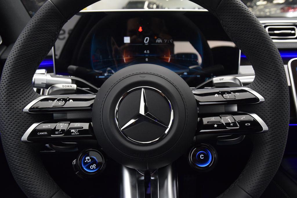 2026 Mercedes-BENZ AMG S 63 E 4MATIC 缩略图 23