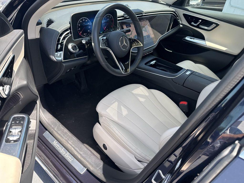 MERCEDES-BENZ E-CLASS - 9