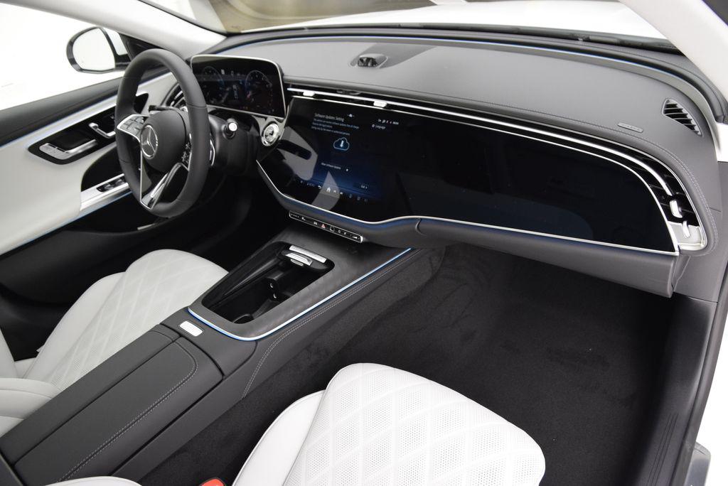 صورة مصغرة 15 لـ 2026 Mercedes-BENZ E-CLASS