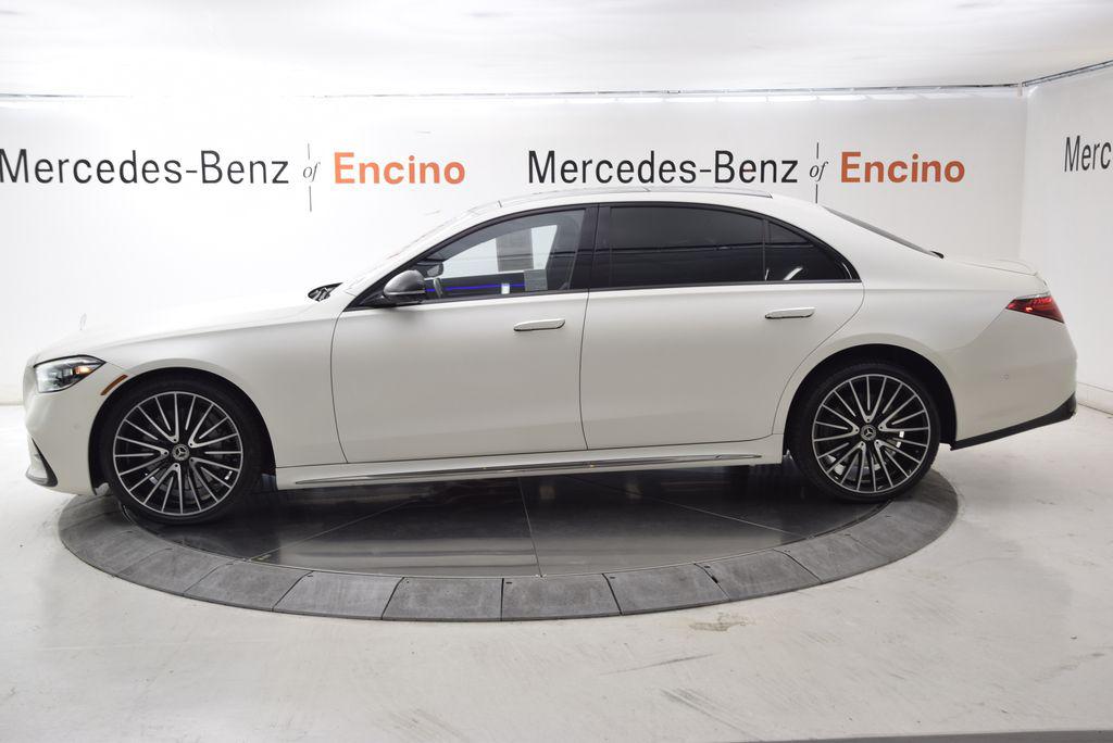 2023 Mercedes-BENZ S-CLASS photo 3
