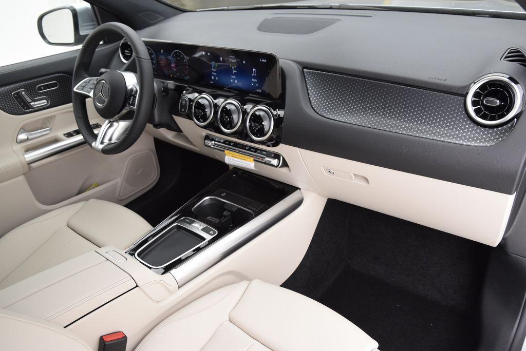 صورة مصغرة 15 لـ 2026 Mercedes-BENZ GLA