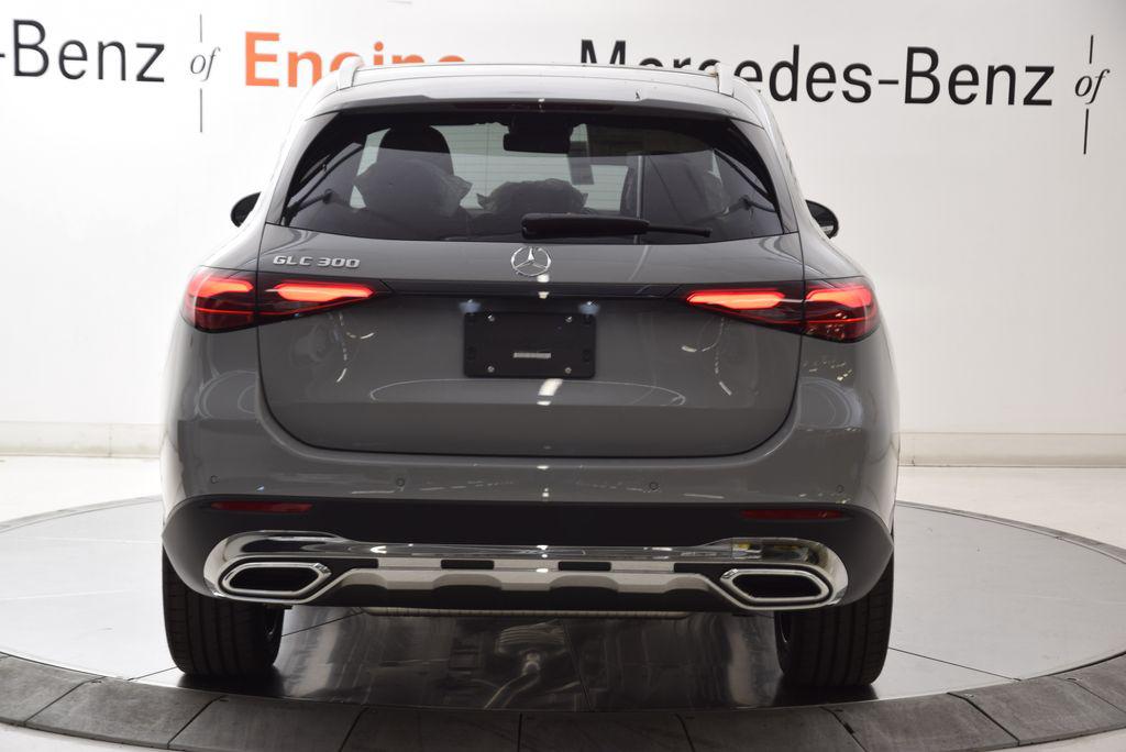 2027 Mercedes-BENZ GLC — миниатюра 5