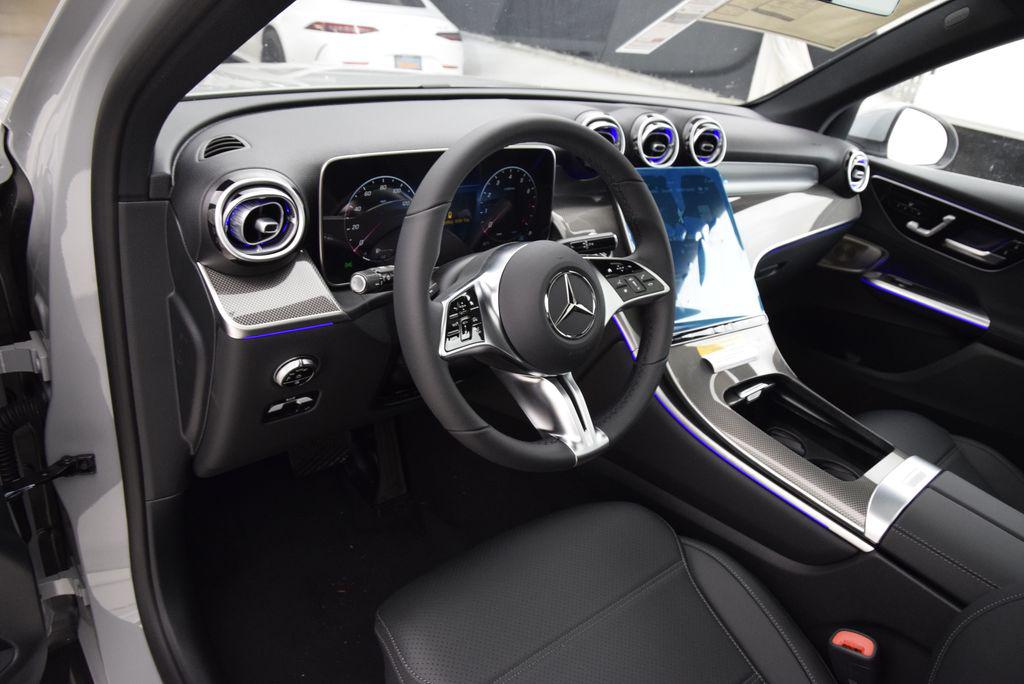 2027 Mercedes-BENZ GLC — миниатюра 19