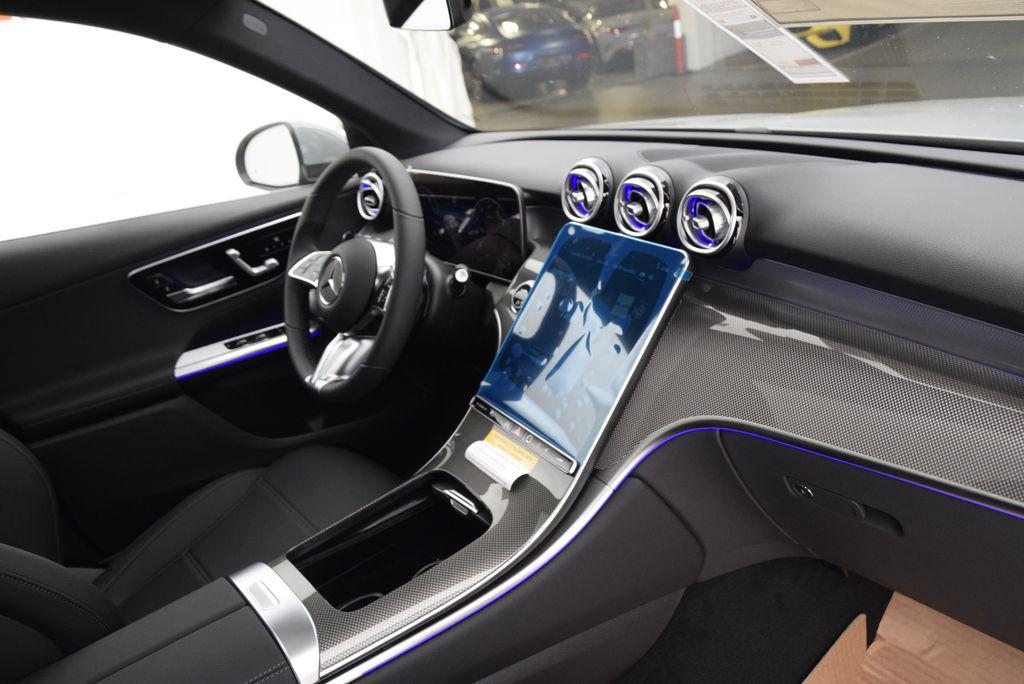 2027 Mercedes-BENZ GLC — миниатюра 15