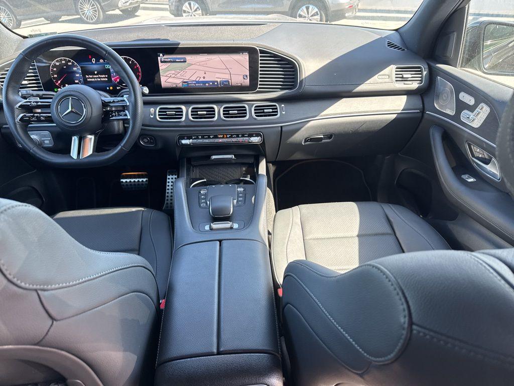 MERCEDES-BENZ GLS - 7