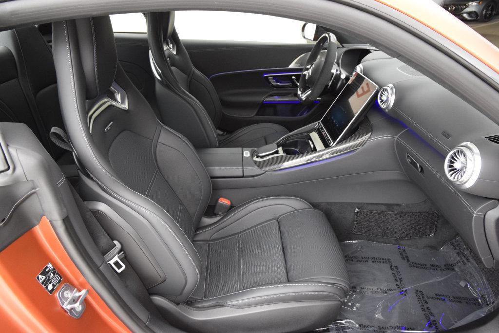 صورة مصغرة 16 لـ 2026 Mercedes-BENZ AMG GT 63 PRO