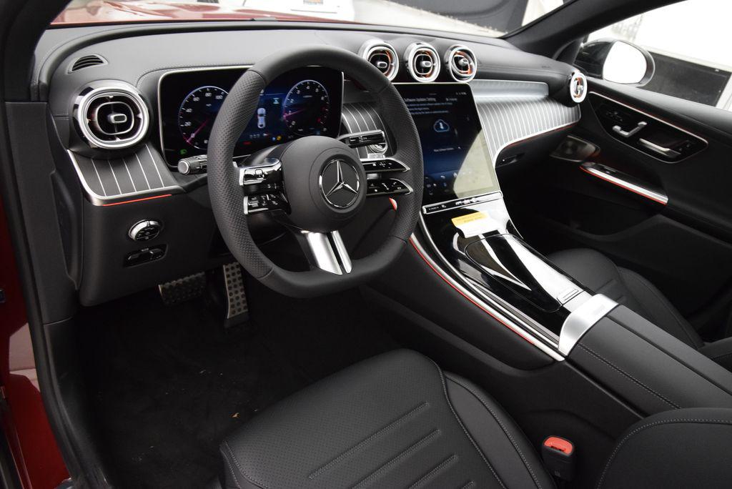 2026 Mercedes-BENZ GLC — миниатюра 21