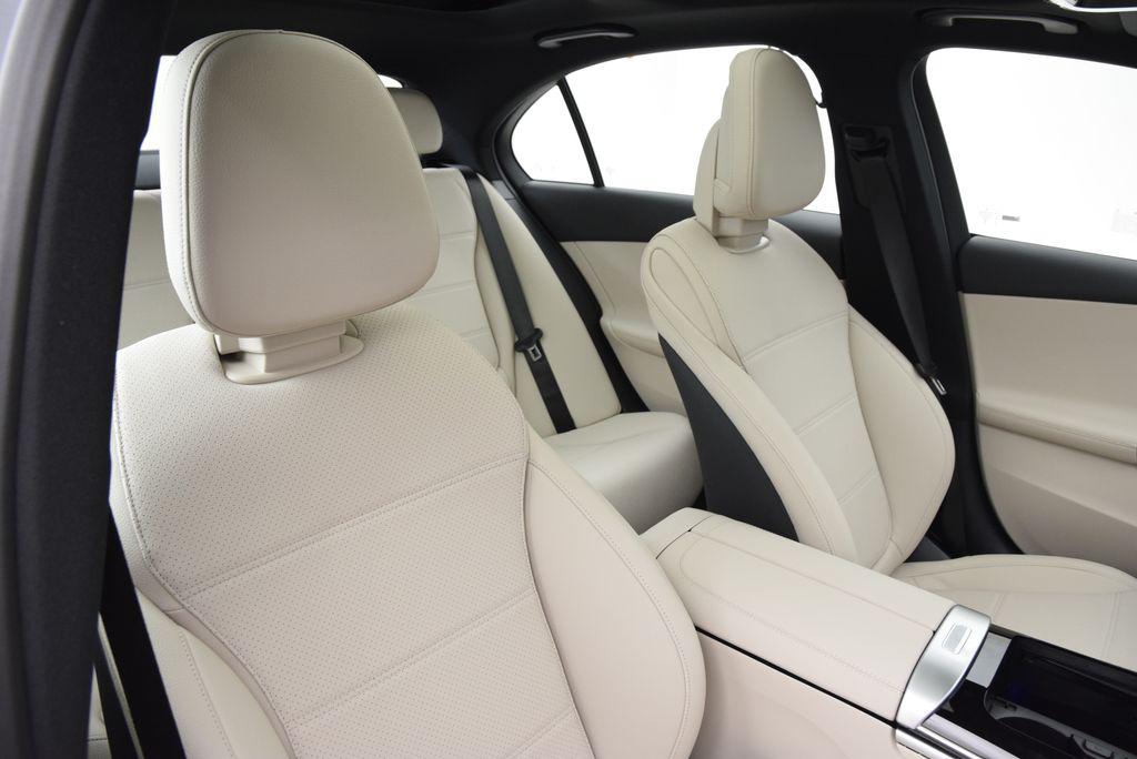 2026 Mercedes-BENZ C-CLASS 缩略图 17
