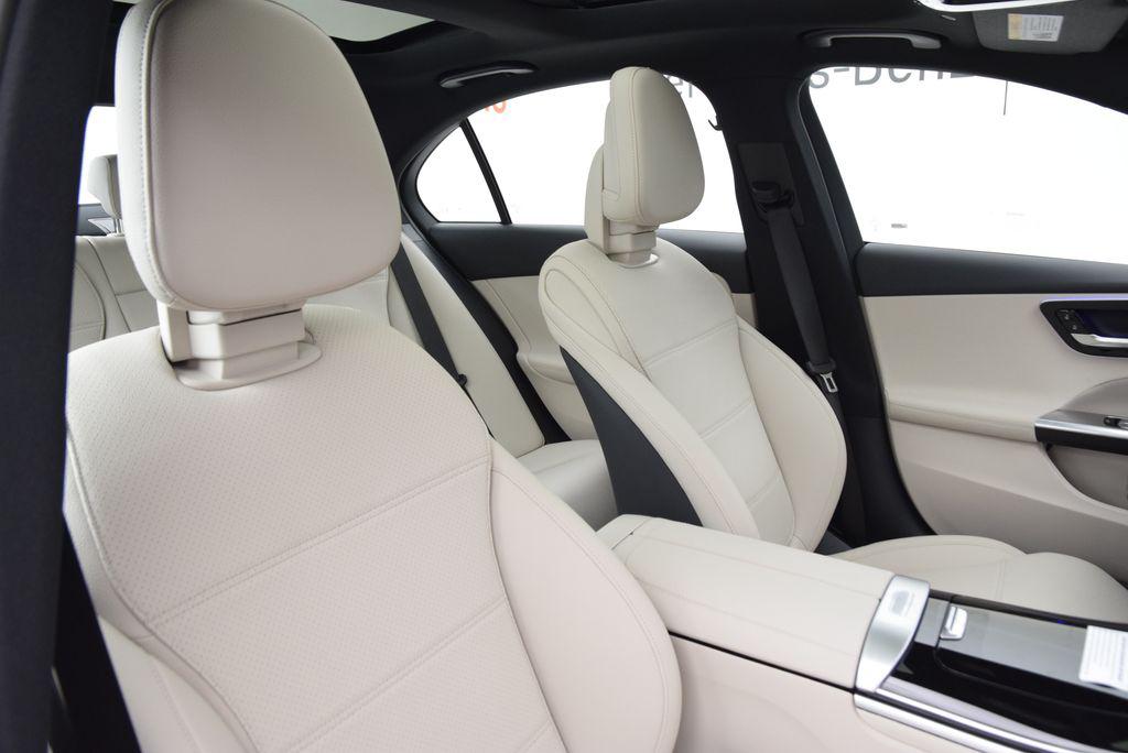 2026 Mercedes-BENZ C-CLASS — миниатюра 17