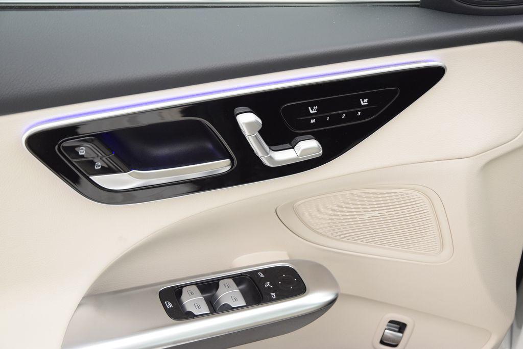 2026 Mercedes-BENZ C-CLASS — миниатюра 22