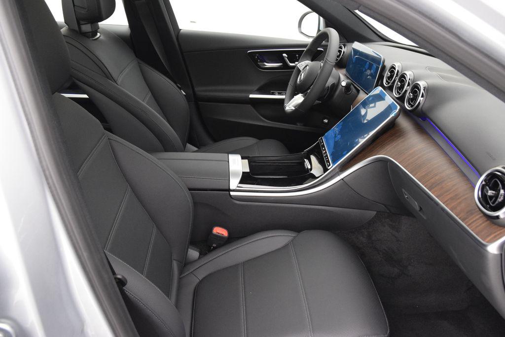 2026 Mercedes-BENZ C-CLASS — миниатюра 16