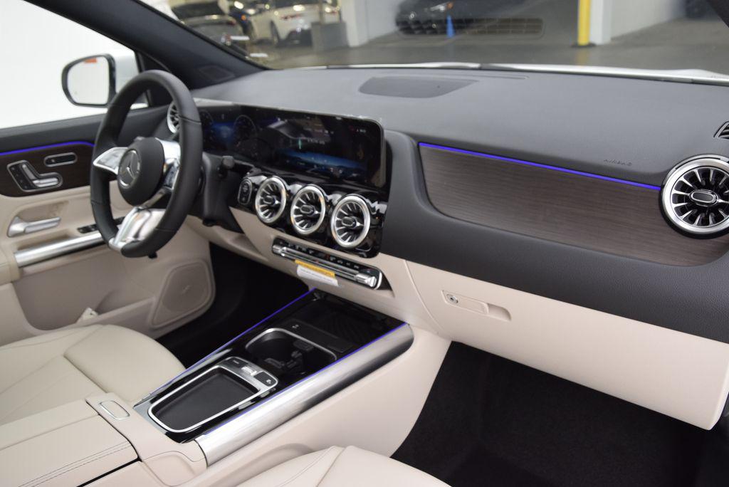 2026 Mercedes-BENZ GLA 缩略图 15