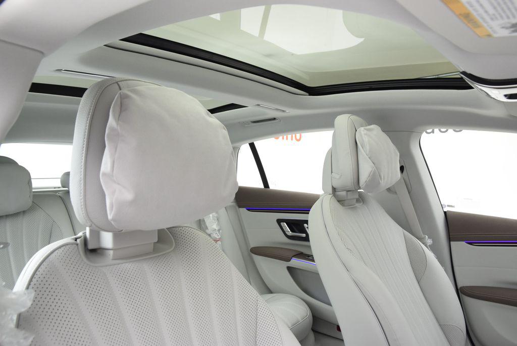 صورة مصغرة 18 لـ 2026 Mercedes-BENZ EQS