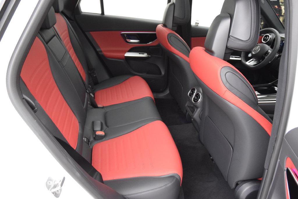 صورة مصغرة 19 لـ 2026 Mercedes-BENZ AMG GLC 43 4MATIC
