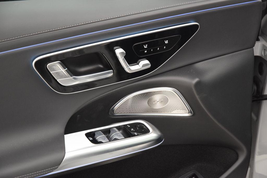 2026 Mercedes-BENZ AMG E 53 E 4MATIC+ — миниатюра 22