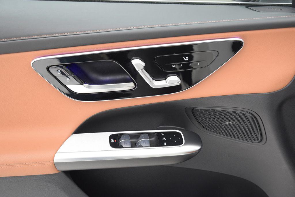 2024 Mercedes-BENZ GLC thumbnail 22