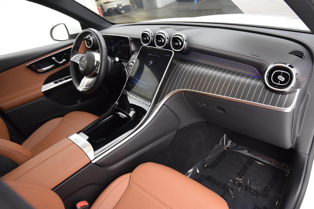 2024 Mercedes-BENZ GLC thumbnail 15