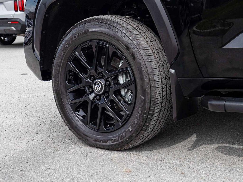 TOYOTA TUNDRA - 7