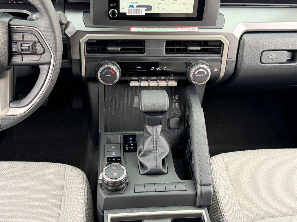 2026 Toyota 4RUNNER SR5 photo 10