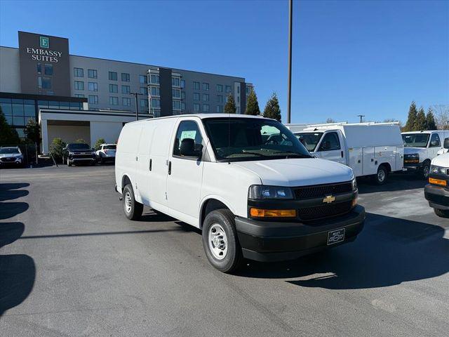 New 2025 Chevrolet Express 2500 Work Van