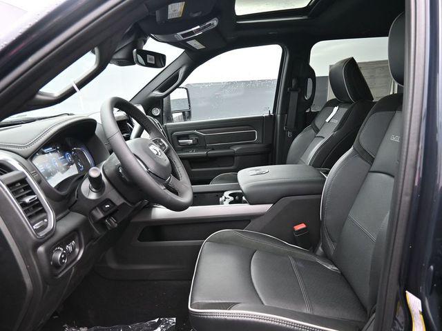 2026 RAM 3500 LARAMIE CREW CAB 4X4 6'4' BOX — миниатюра 13