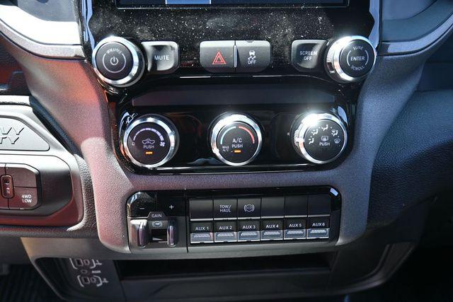 صورة مصغرة 25 لـ 2026 RAM 3500 TRADESMAN CREW CAB 4X4 8' BOX