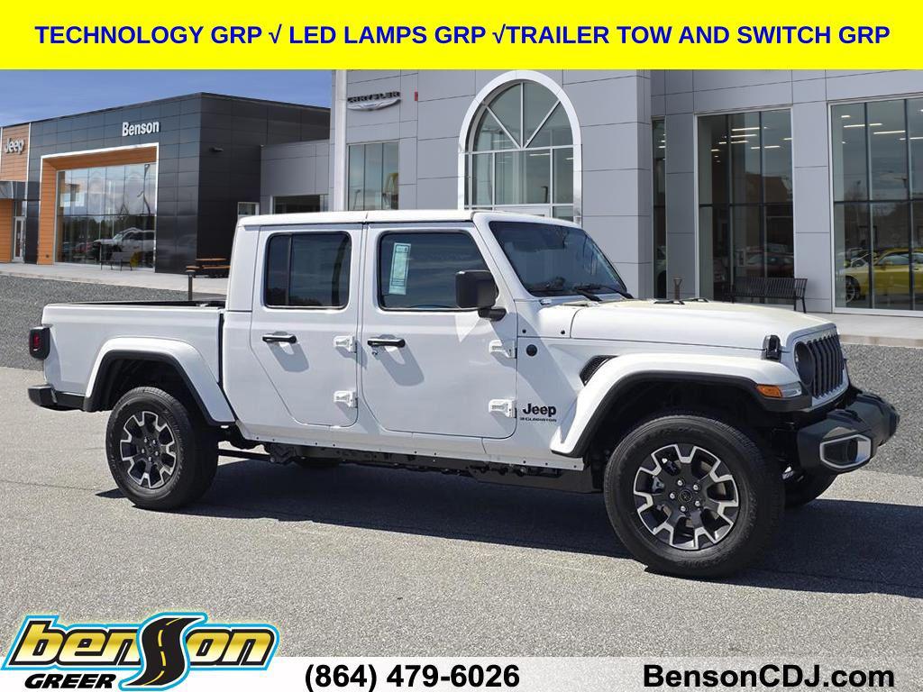 New 2026 Jeep Gladiator Sahara 4x4