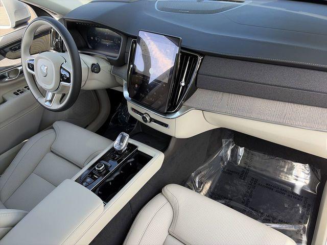 2026 Volvo XC90 B6 ULTRA 7-SEATER — миниатюра 13