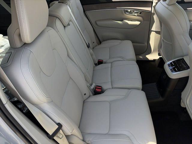 صورة مصغرة 15 لـ 2026 Volvo XC90 PLUG-IN HYBRID T8 ULTRA 7-SEATER