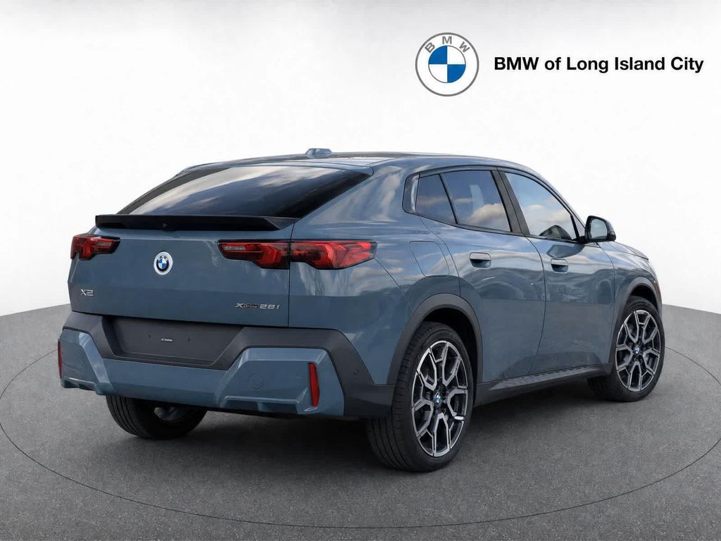 صورة 7 لـ 2026 BMW X2 XDRIVE28I