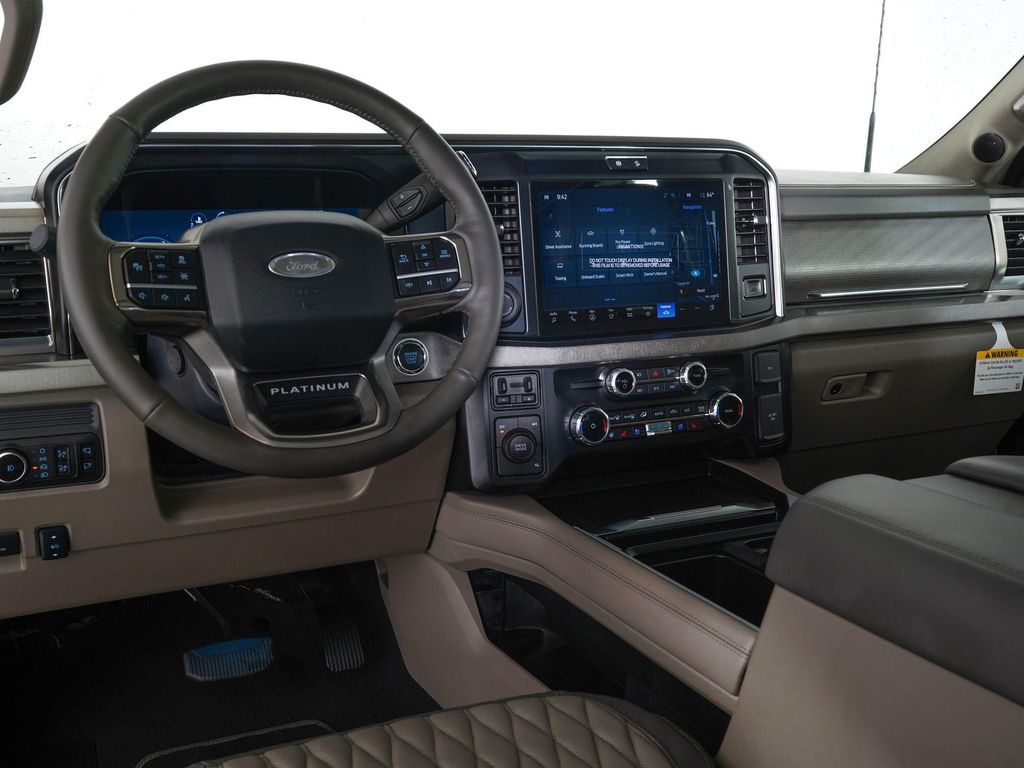 2026 FORD F-450 PLATINUM — миниатюра 15