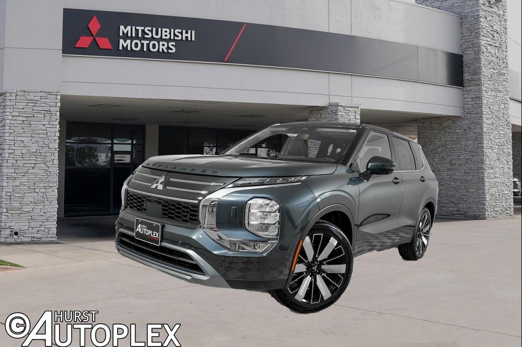 New 2026 Mitsubishi Outlander SE S-AWC