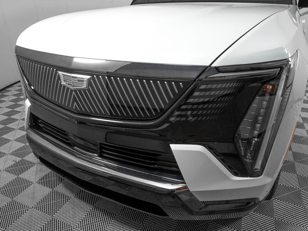 صورة مصغرة 32 لـ 2026 Cadillac ESCALADE IQL SPORT