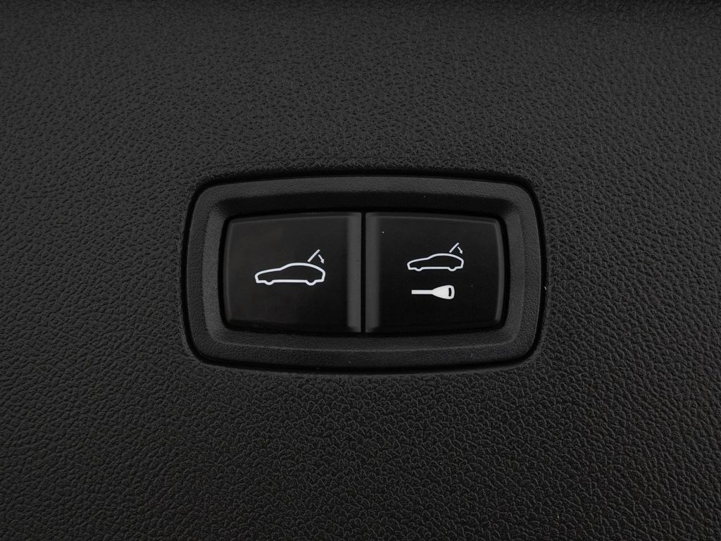 صورة مصغرة 11 لـ 2023 Porsche CAYENNE TURBO GT