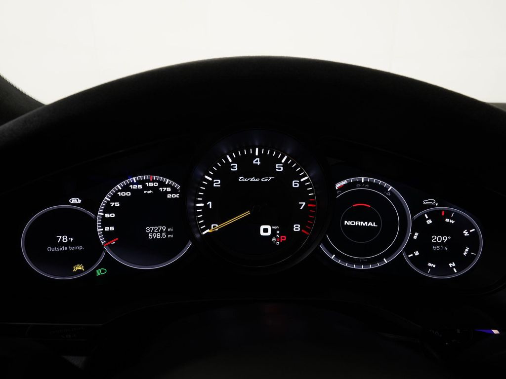 صورة مصغرة 17 لـ 2023 Porsche CAYENNE TURBO GT