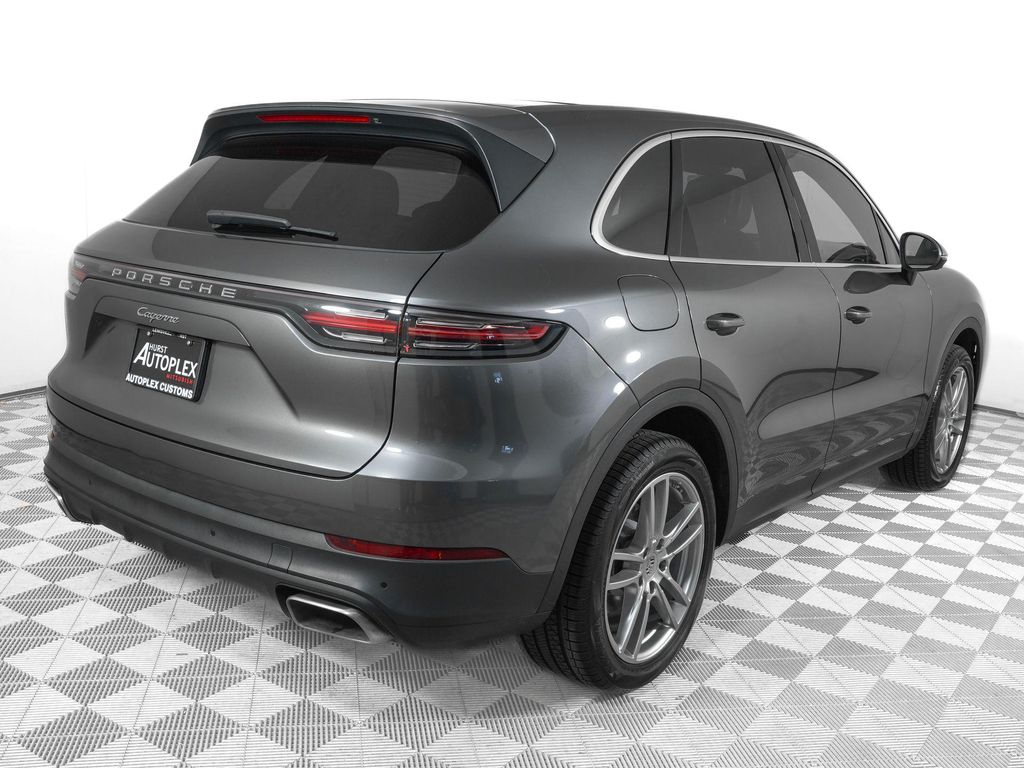 PORSCHE CAYENNE - 5