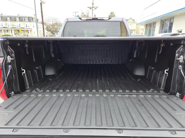 TOYOTA TUNDRA - 8