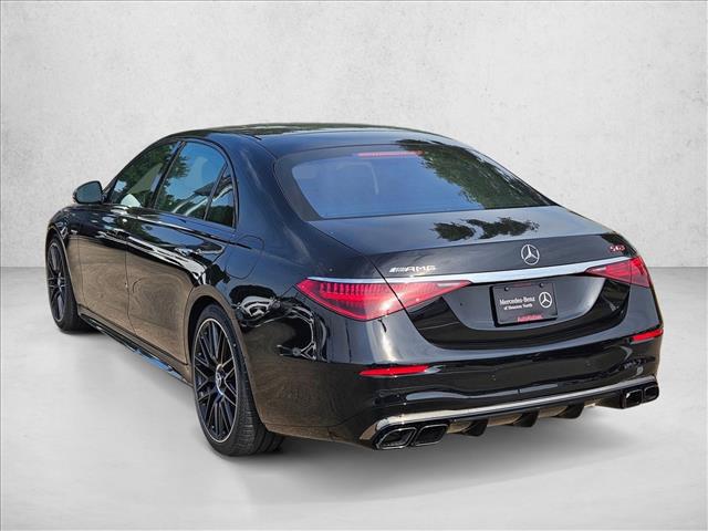 2026 Mercedes-BENZ AMG S 63 E 4MATIC 照片 7